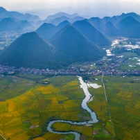 Vietnam Adventure Tour - 5 Day Scenic North Trekking & Sailing