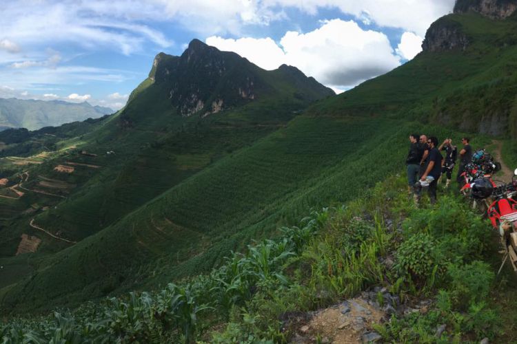 Best 6 Days Riding Motorbike To North Central Vietnam