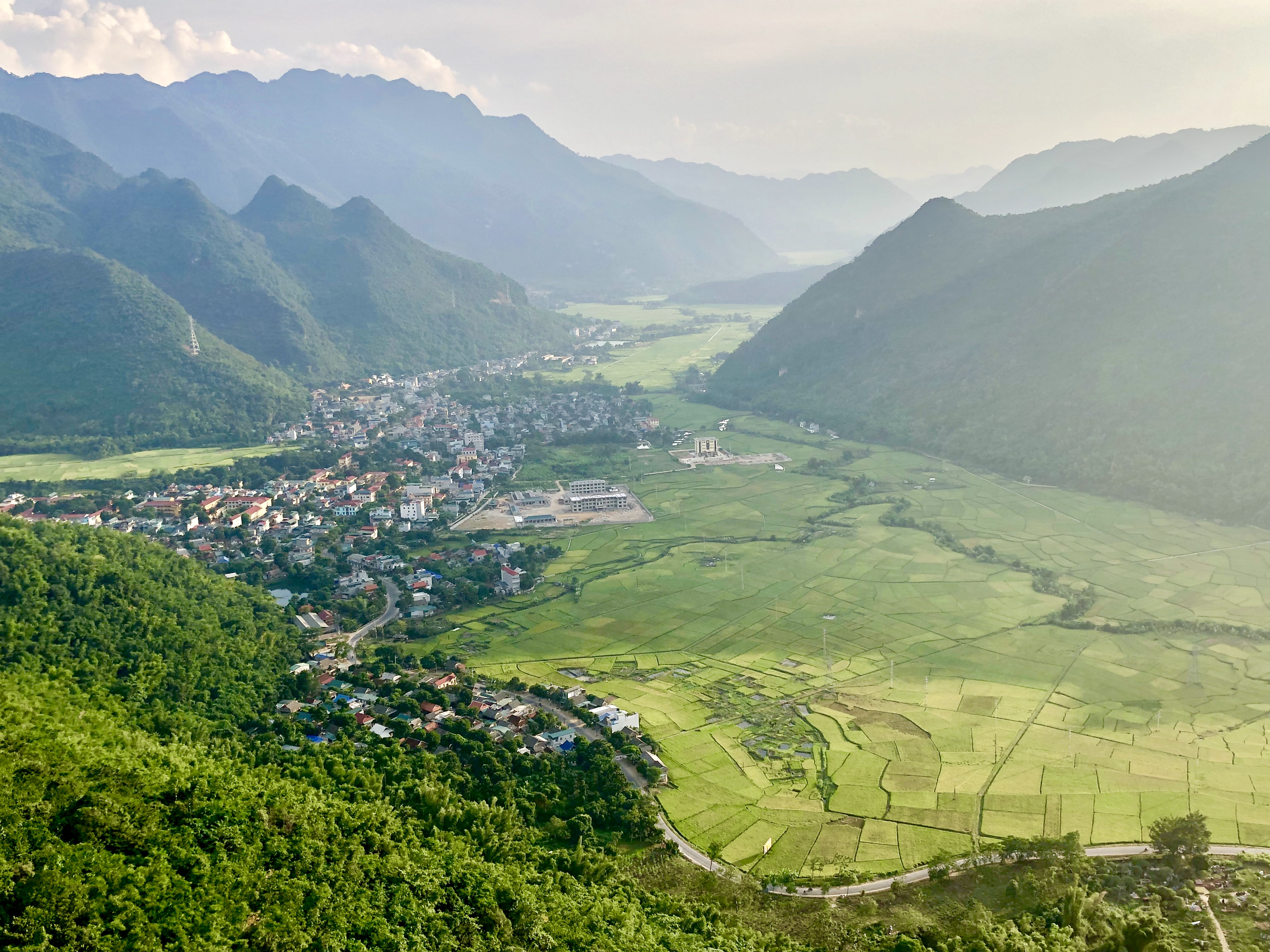 Vietnam Adventure Tour 3 Day Authentic Northwest To Mai Chau - Pu Luong 