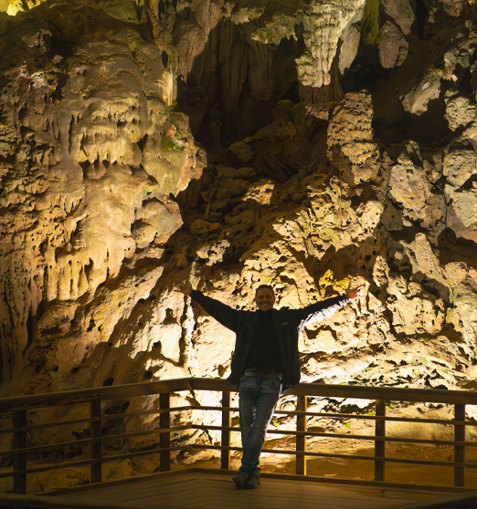Day 3: (19Th Oct, 2026 ) Tan Ky - Phong Nha (APPROX 200KM) (B/L/D)