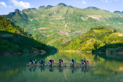 Day 3: BAO LAC - DONG VAN - HA GIANG (290 KM) (B/L/D)