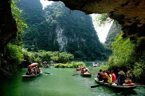 Day 3: Ninh Bình - Hà Nội (B)