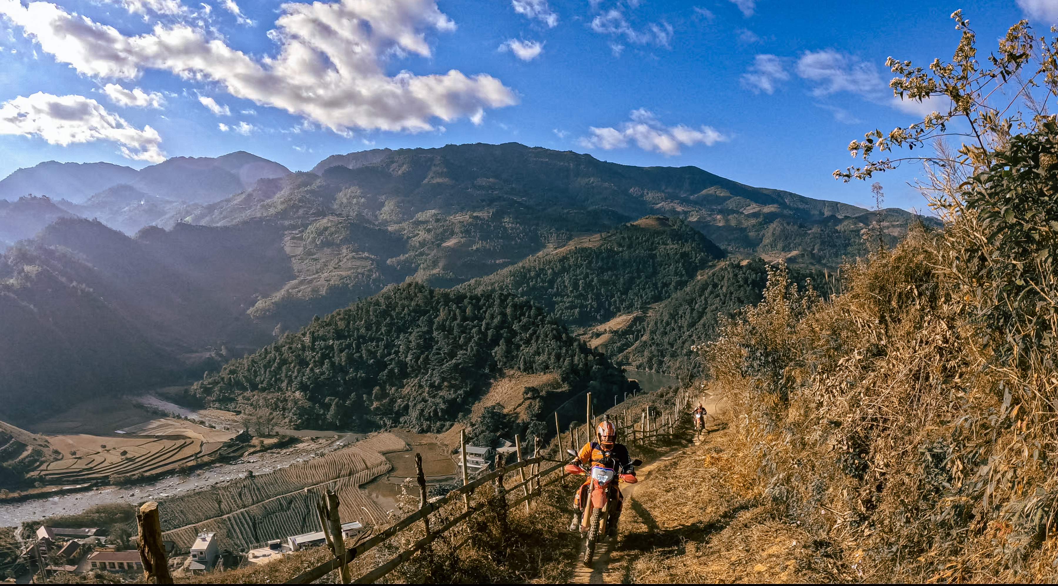 Day 1: Hanoi – Mai Chau (170km/approx. 6 Hours) (L/D)